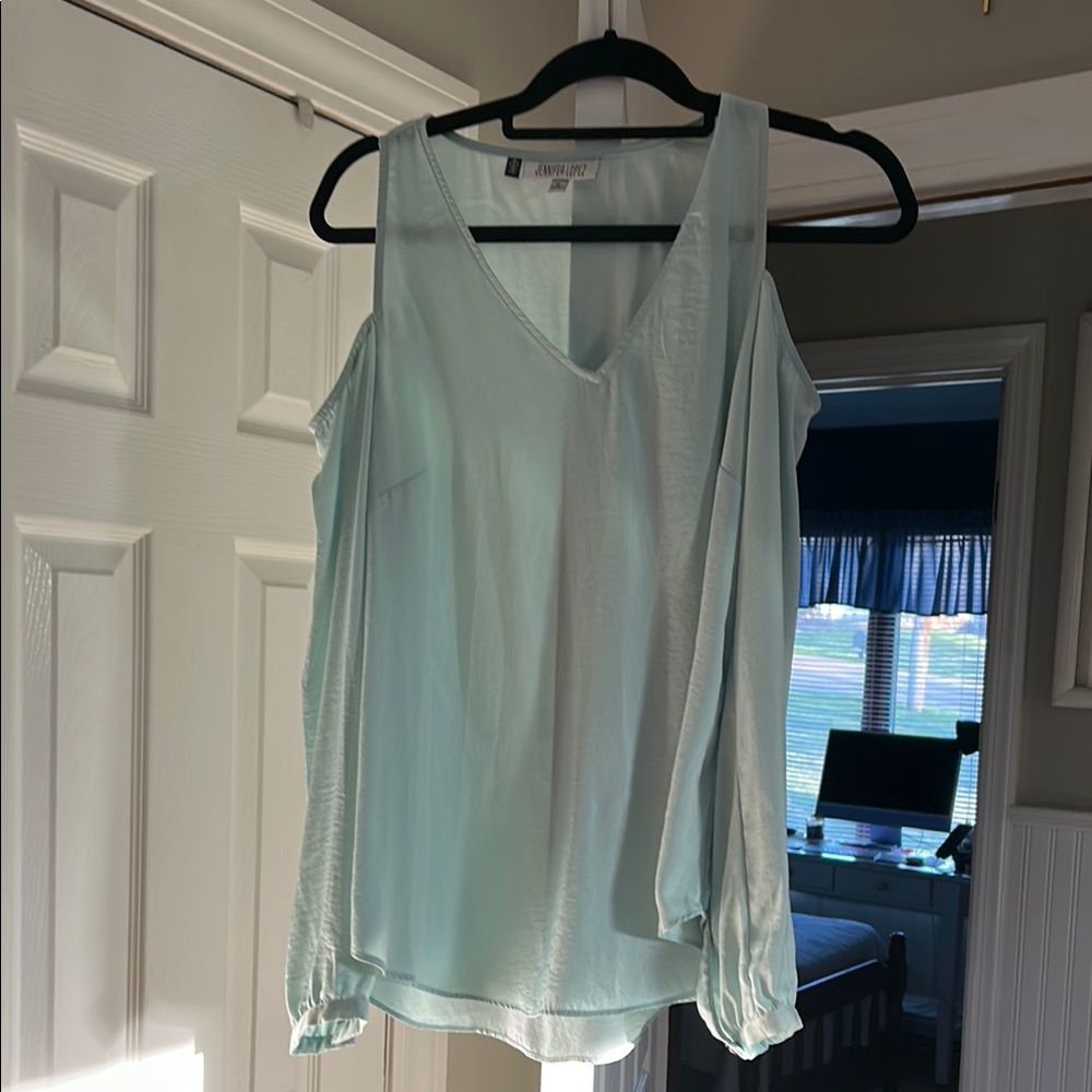 Women's Cold Shoulder Top M